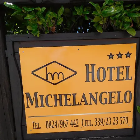 Hotel Michelangelo 3*